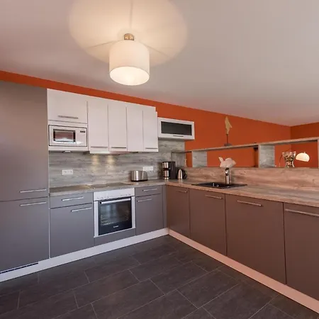 Haus Weitblick Nr 01 Inkl Sauna-schwimmbadnutzung Im Ahoi Sellin Apartment Goehren (Ruegen)