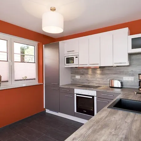 Haus Weitblick Nr 01 Inkl Sauna-schwimmbadnutzung Im Ahoi Sellin Apartment *