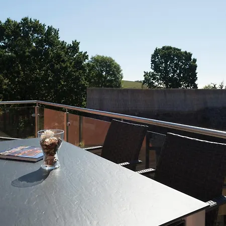 Haus Weitblick Nr 01 Inkl Sauna-schwimmbadnutzung Im Ahoi Sellin Goehren (Ruegen)