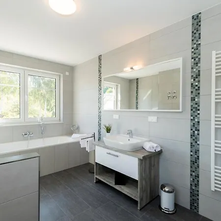 Haus Weitblick Nr 01 Inkl Sauna-schwimmbadnutzung Im Ahoi Sellin Apartment Goehren (Ruegen)
